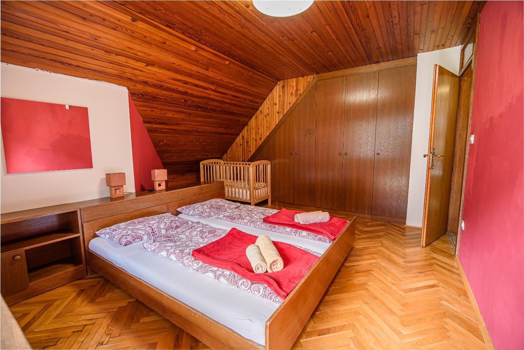Holiday Home Vila Kopriva กอซด์มาร์ทูลเย็ก ภายนอก รูปภาพ
