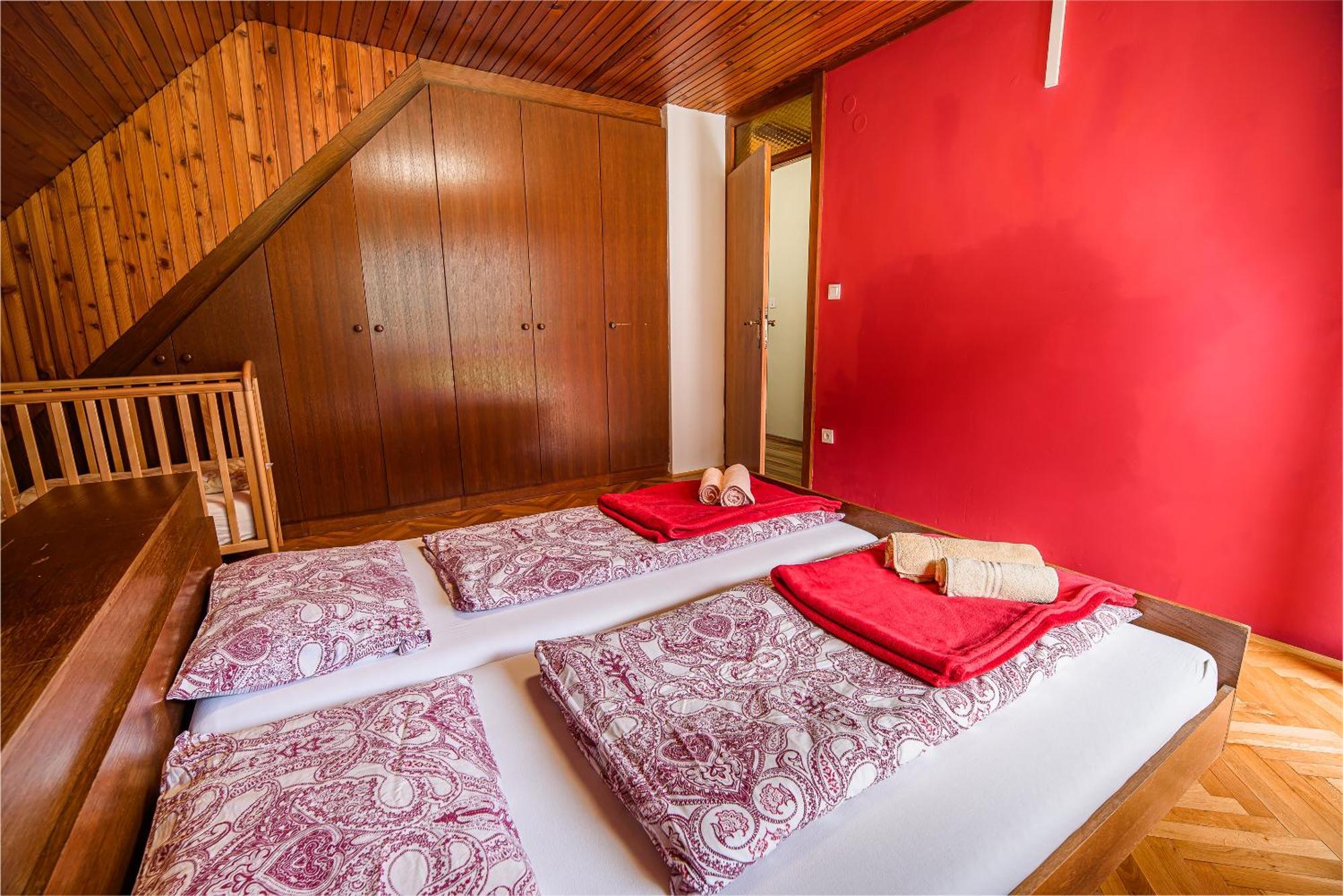 Holiday Home Vila Kopriva กอซด์มาร์ทูลเย็ก ภายนอก รูปภาพ